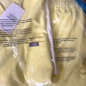 Men’s FIGS XS SUNLIGHT set